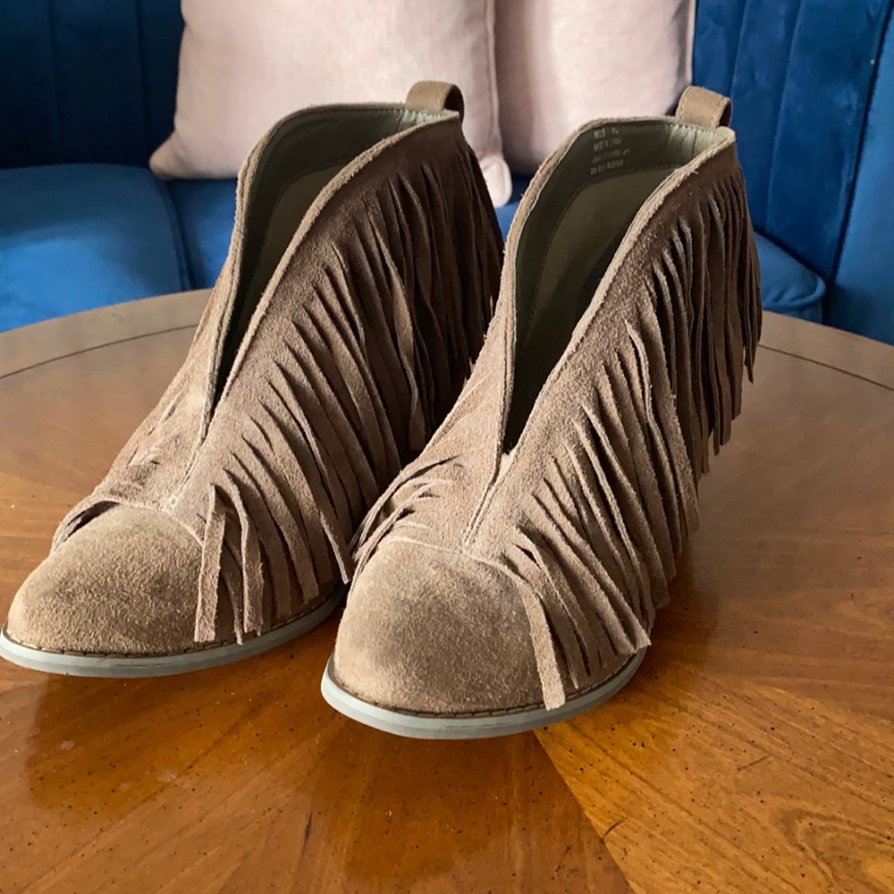Conkys slip on fringed leather ankle boots